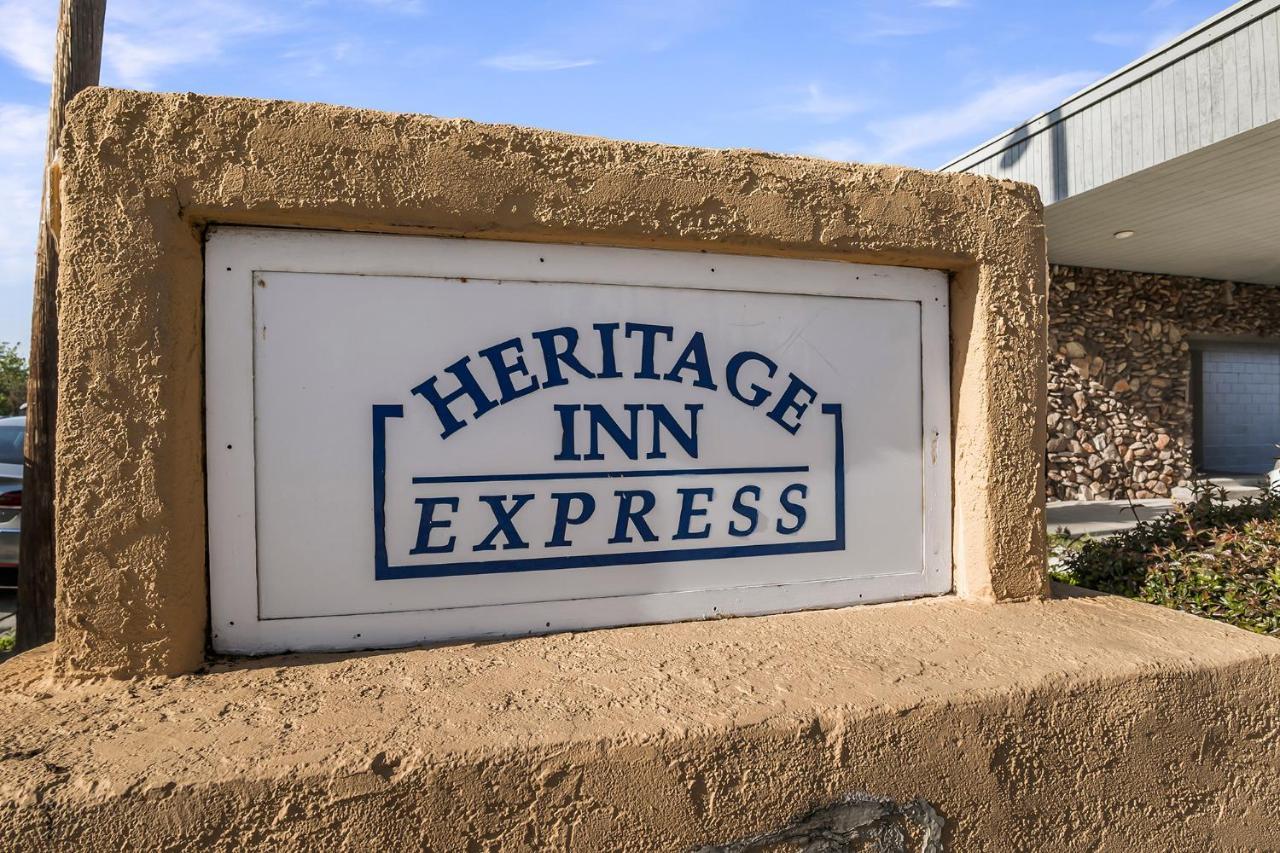 Heritage Inn Express Hayward Exteriér fotografie